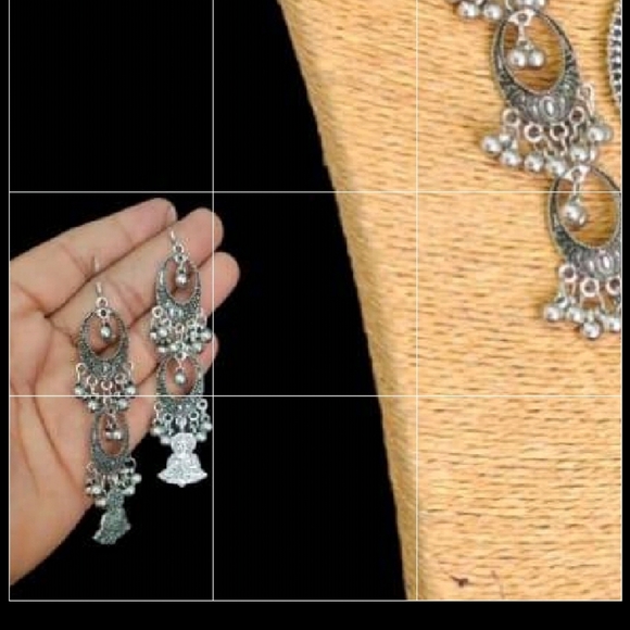 Necklace with earrings - Picture 3 of 3